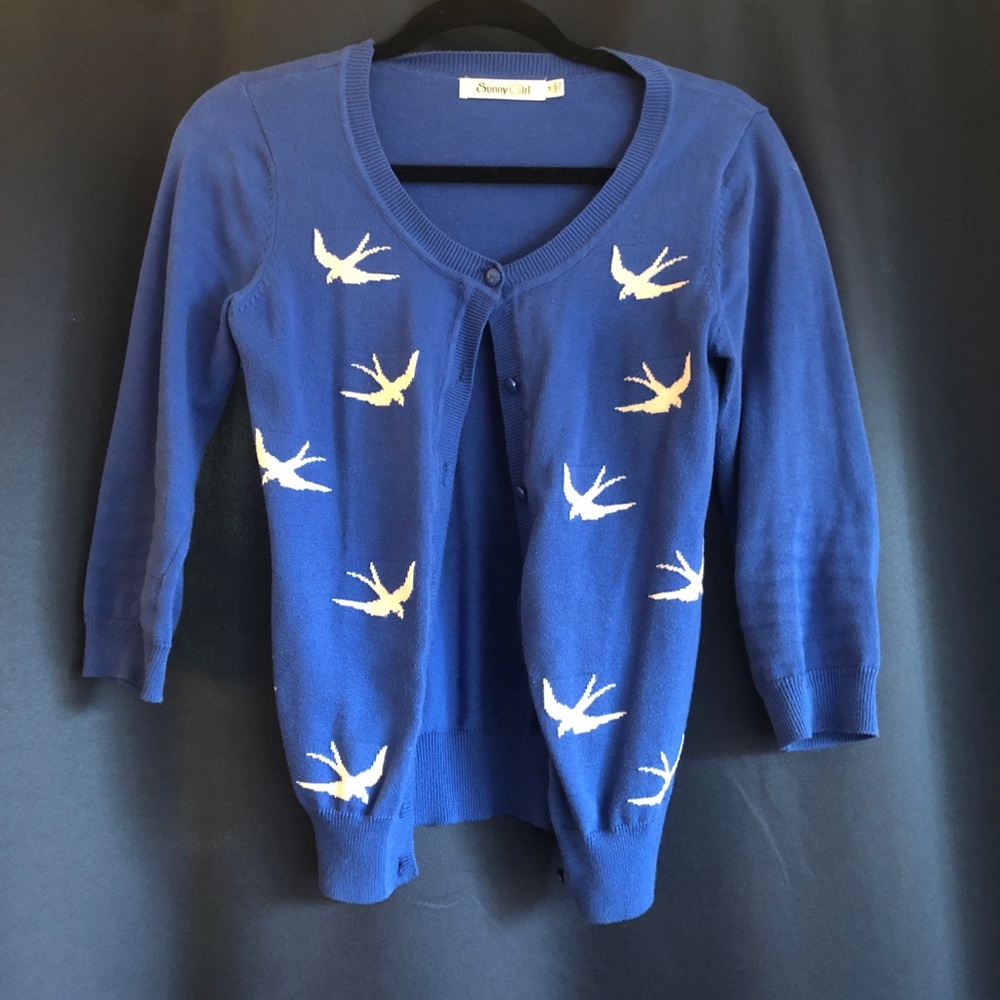 Blue cardigan (swallow print)